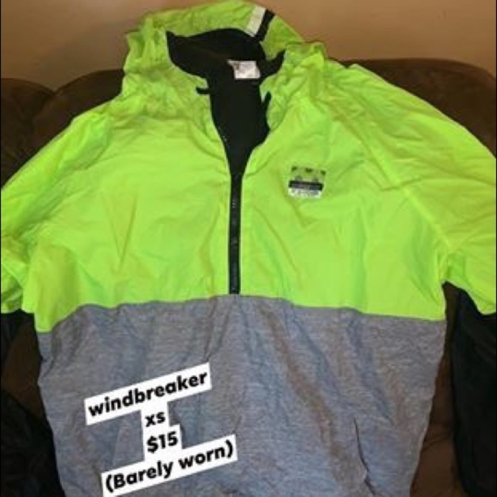 PINK wind breaker
